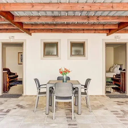 Goodwood Oasis Free Wifi-Parking 2 Apartamento Cidade Do Cabo Exterior foto