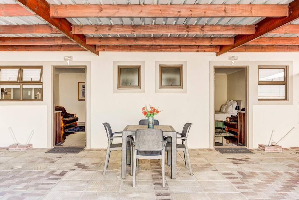 Goodwood Oasis Free Wifi-parking 2 * Cidade Do Cabo